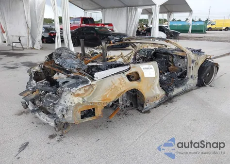 2024 BMW M8 Cabriolet Competition z USA, uszkodzony, nr VIN WBSDZ0C08RCR27173